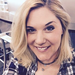 Meet your Posher, Lacey